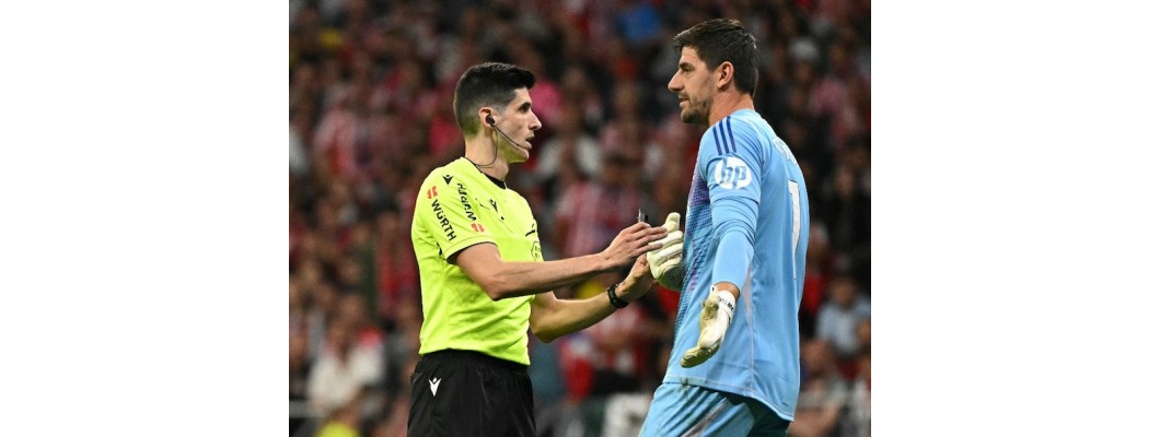 Fanoušci nemohou během zápasu házet odpadky na stadion