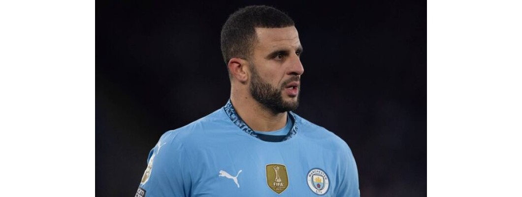 Kapitán Manchesteru City Kyle Walker převzal iniciativu a požádal o odchod z týmu